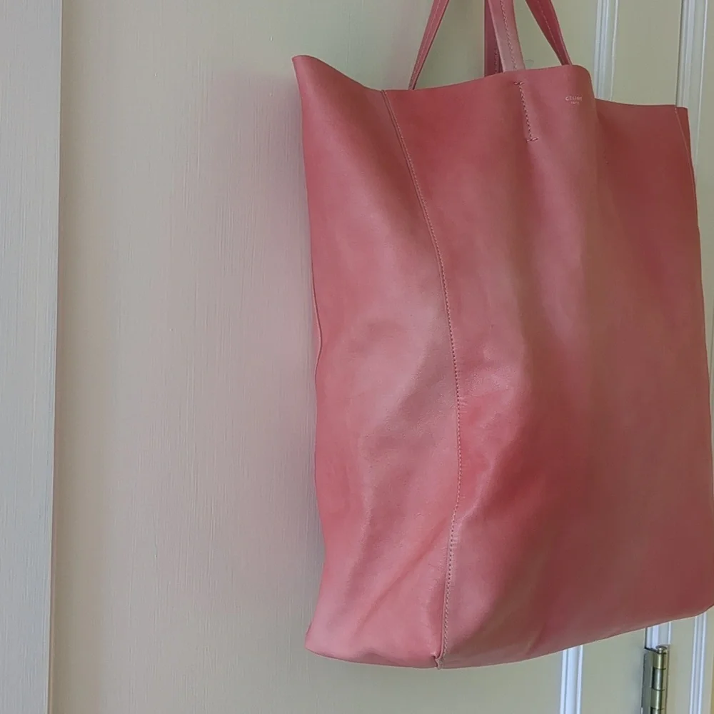 Celine Vertical Cabas Pink Lambskin - EUC